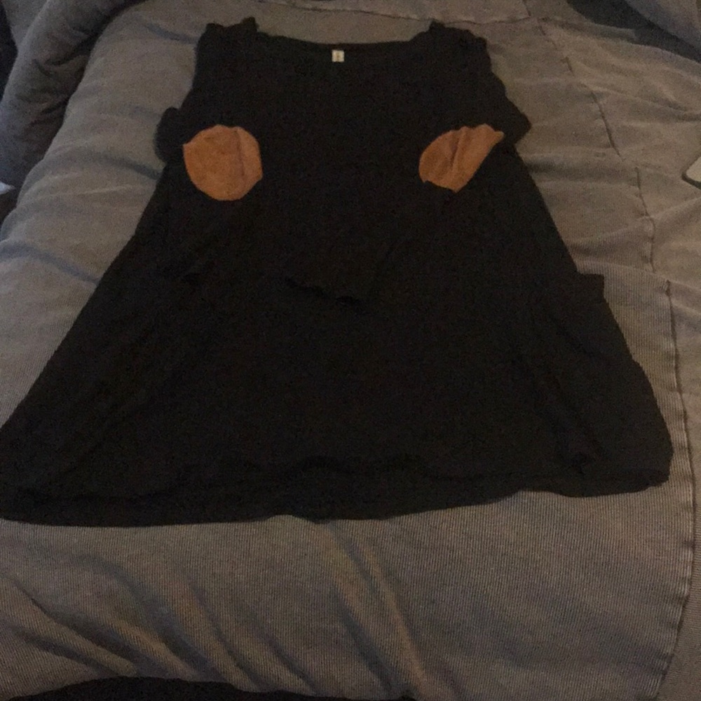 Black blouse
